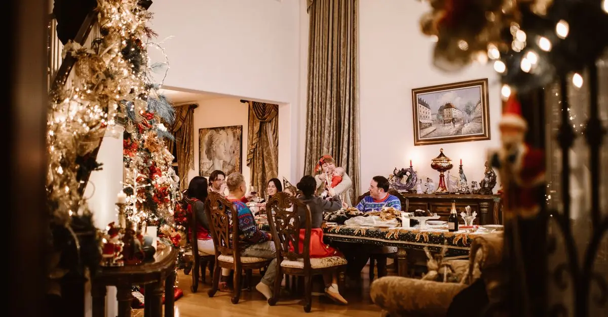 Comment Créer une Tradition de Noël Magique en Famille