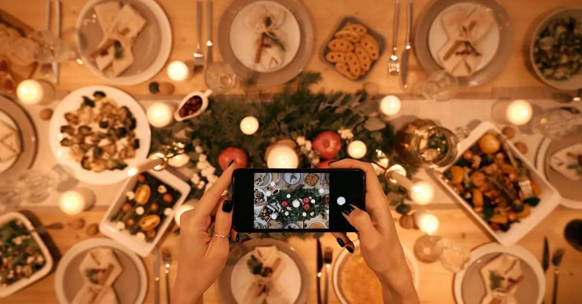 Origines et Traditions du Réveillon de Noël
