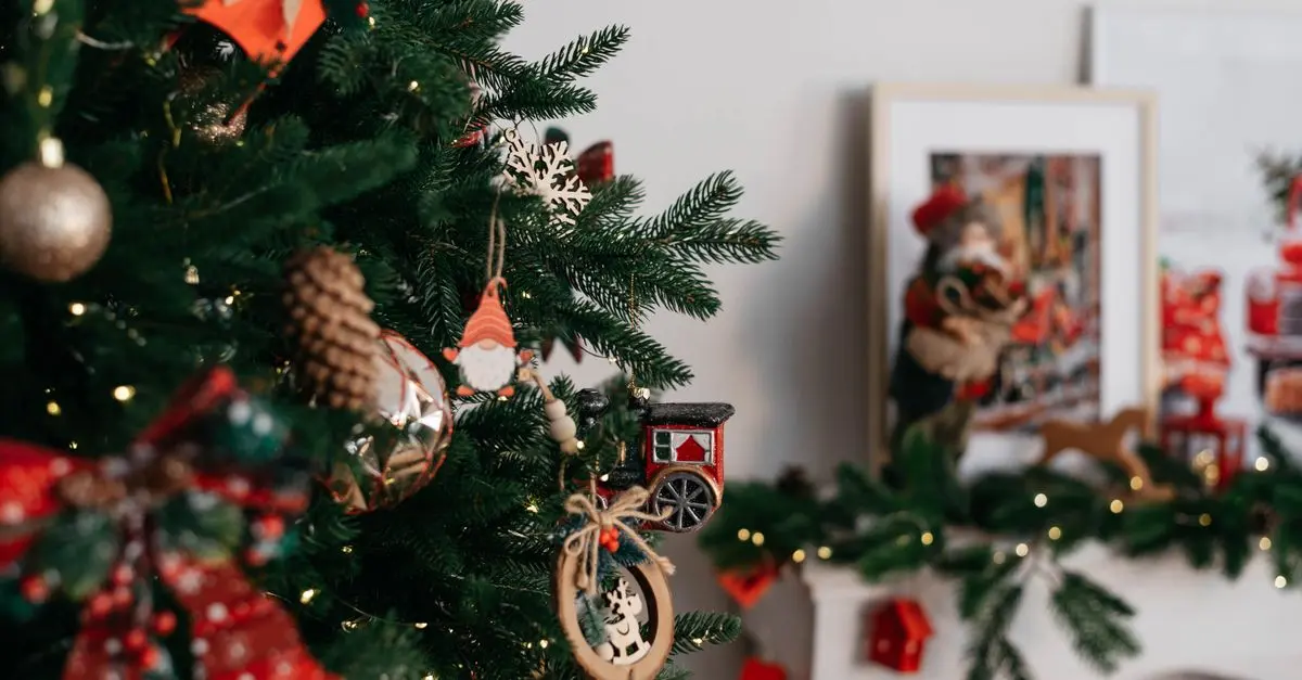 Comment Créer une Atmopshère Festive pour Noël à la Maison
