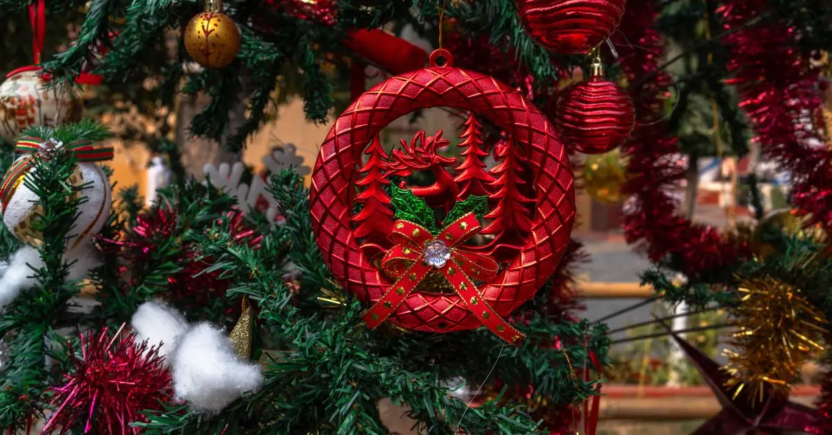 Les Traditions de Noël à Travers le Monde : Un Voyage Culturel