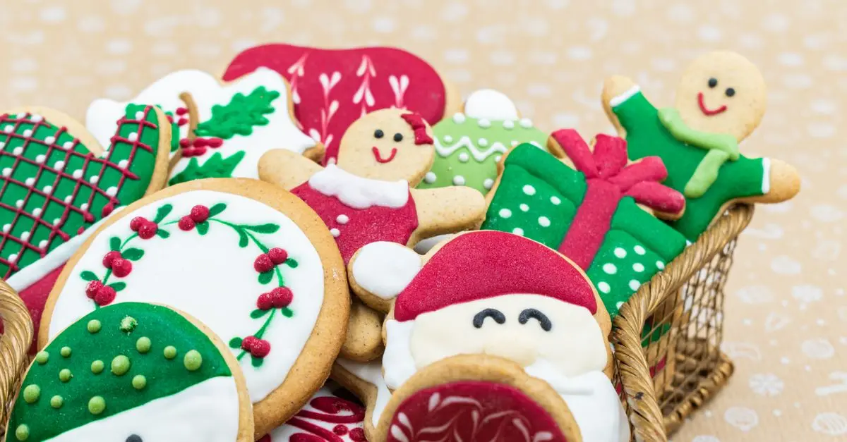 10 Recettes de Biscuits de Noël à Réaliser en Famille