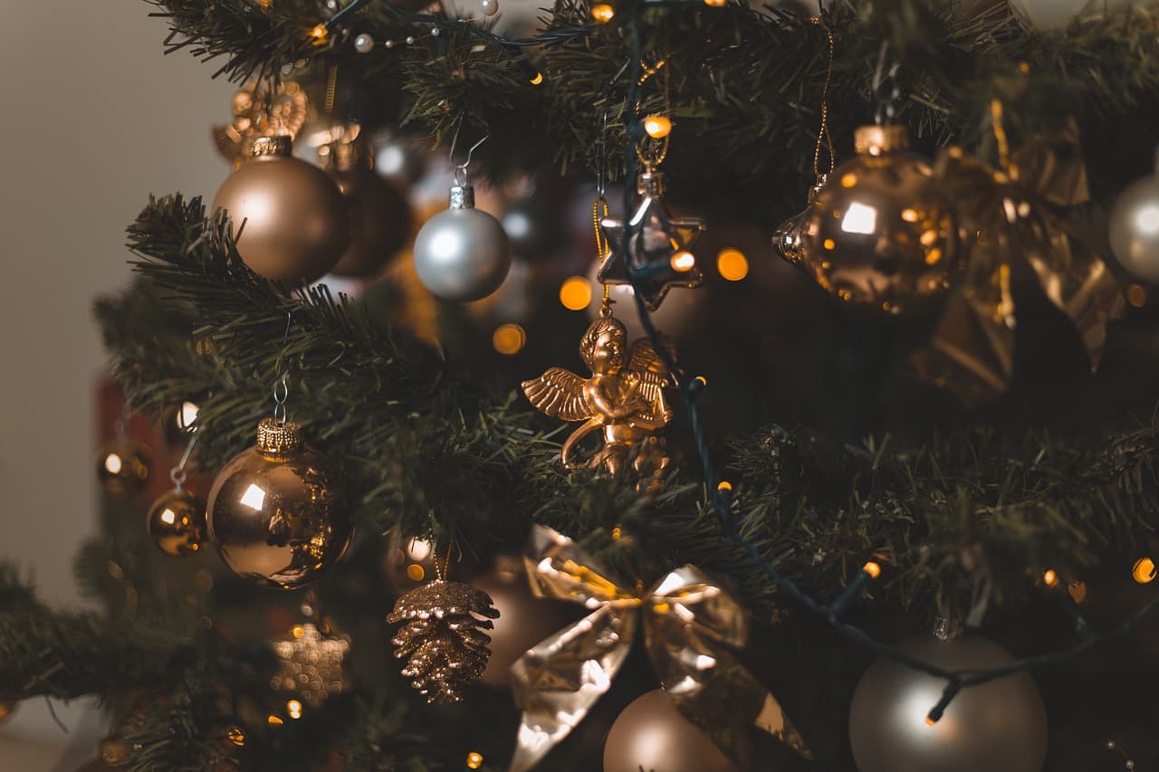 Les Meilleures Traditions de Noël à Adopter en Famille